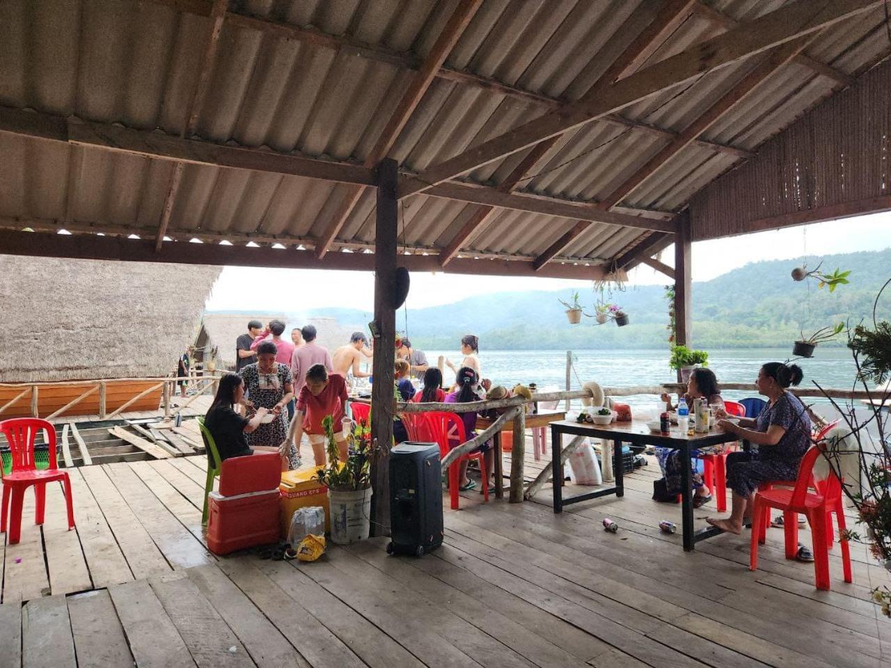 The Floating House Villa เกาะกง ภายนอก รูปภาพ