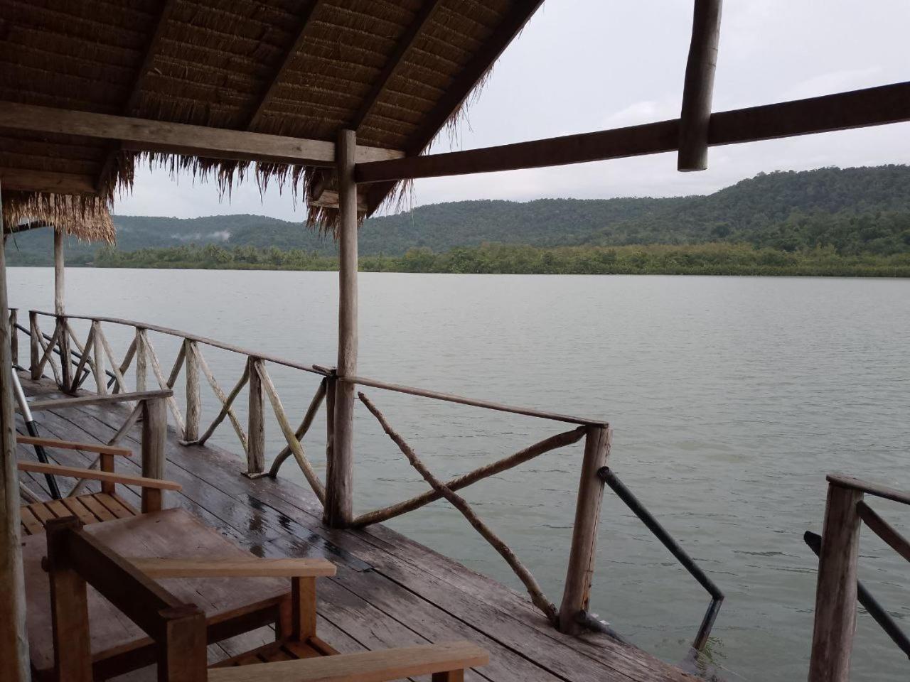 The Floating House Villa เกาะกง ภายนอก รูปภาพ
